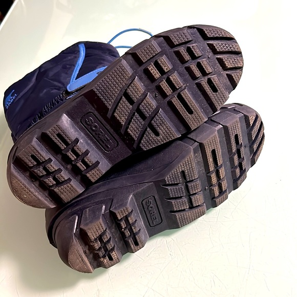 Sorel "Flurry" Youth, Big kids Insulated Snow Rain Winter Boots SZ6 GUC - Picture 4 of 6